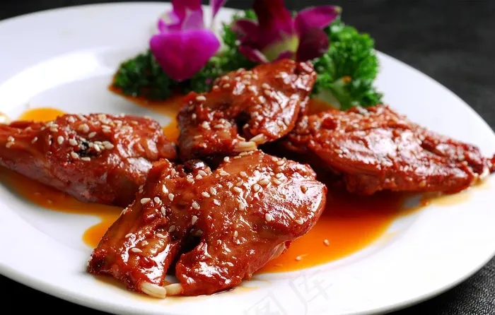 香卤兔头图片