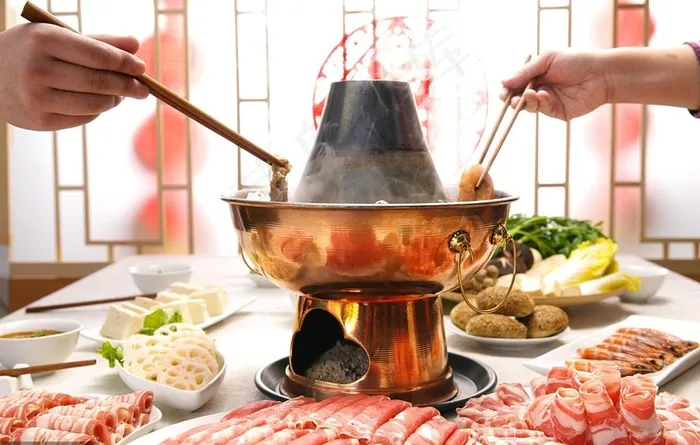 木炭铜火锅图片