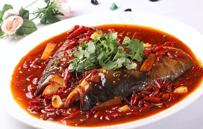麻辣大鱼头图片
