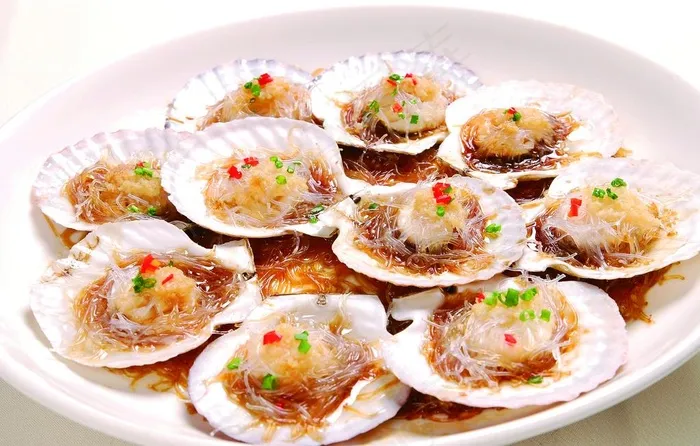 蒜蓉粉丝蒸扇贝图片