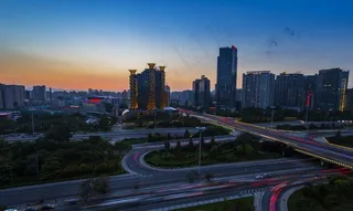 北京三元桥日落风光摄影图片