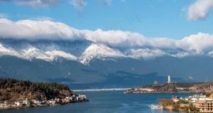 大理苍山雪景风景摄影图片