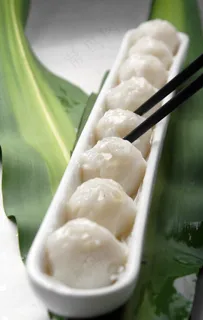 深海墨鱼丸图片