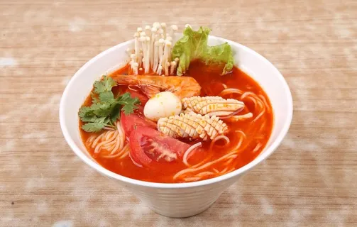 番茄三鲜米线图片