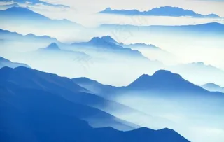 峰峦叠嶂图片