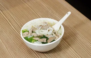 原味猪杂汤粉图片