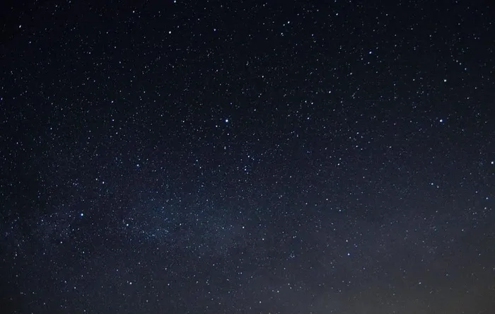 黑色大气星空背景图片