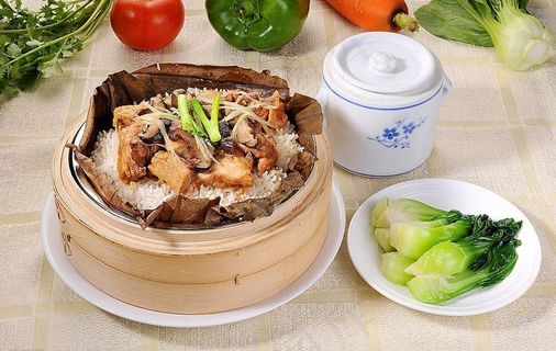 冬菇滑鸡荷叶饭图片