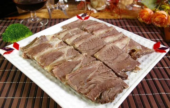 白灼牛柏腩图片