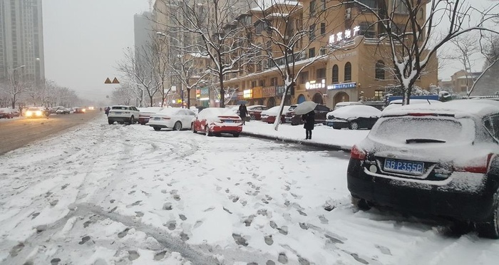 城市雪景图片