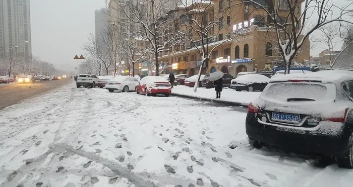 城市雪景图片