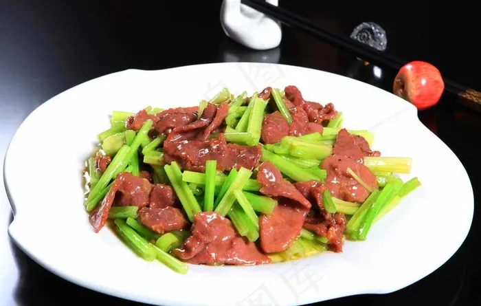 芹菜炒肉图片