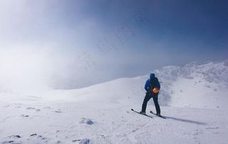 户外滑雪图片