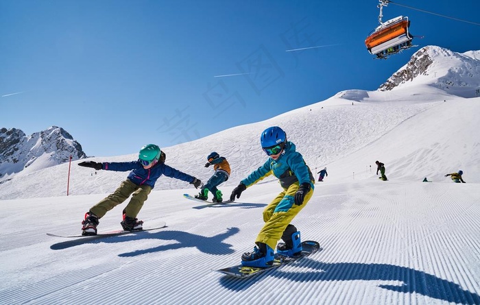 滑雪图片