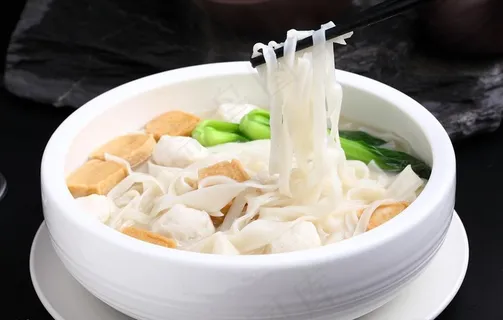 家常鱼蛋粉图片 家常鱼蛋粉图片