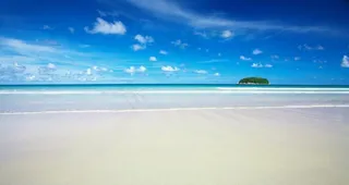 蓝天白云海景图片