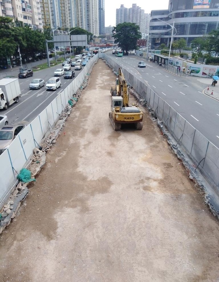 挖掘机 施工 道路施工 城市图片