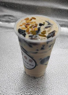 烧仙草奶茶图片