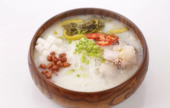 过桥米线图片