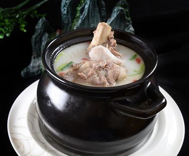 滋补壮骨汤图片