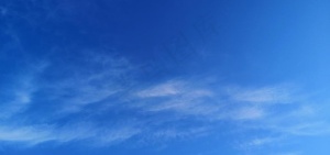 蓝天白云背景图片