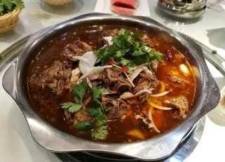 羊蝎子火锅图片
