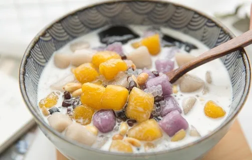 芋圆烧仙草图片