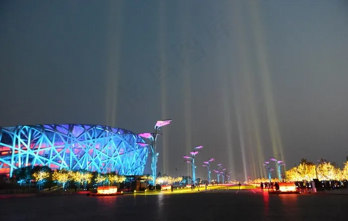 奥体中心鸟巢夜景图片