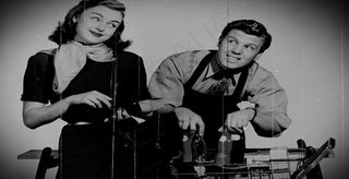 老电影胶片划痕效果
            
动态预览图