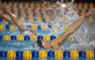 游泳运动员图片