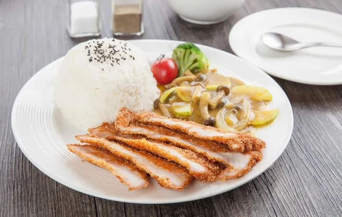 鸡排饭图片