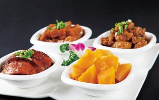 农家扣四碗图片