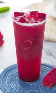 火龙果水果茶图片