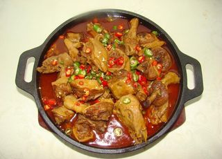 铁锅酱香鸭图片