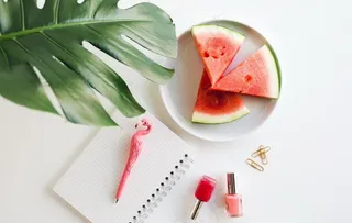 简单静物桌面壁纸图片