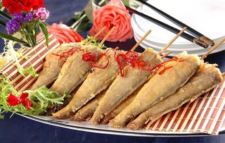 干炸小黄鱼图片