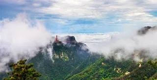 沂蒙山云海图片