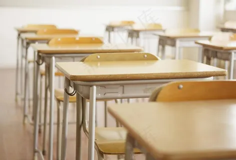 课桌图片