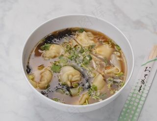 虾仁馄饨图片