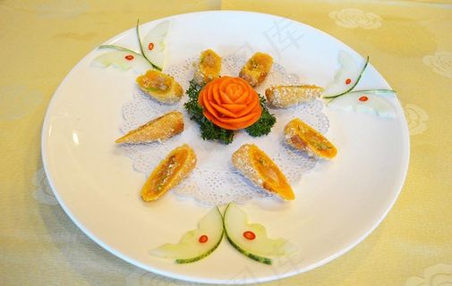 传统手工咸蛋卷图片