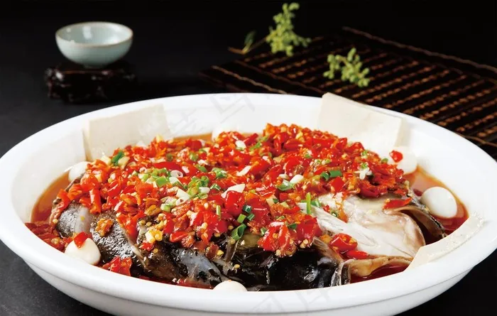 剁椒鱼头图片
