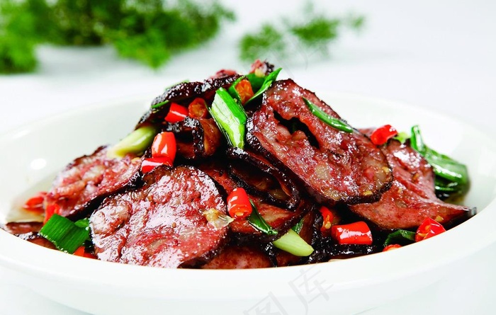 小炒猪血丸子图片