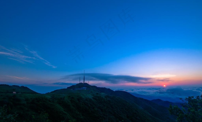 玉林大容山日出图片