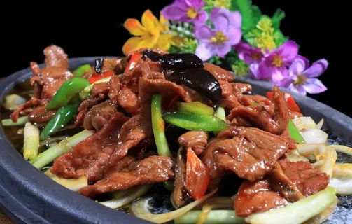 铁板蒙古肉图片 铁板蒙古肉图片
