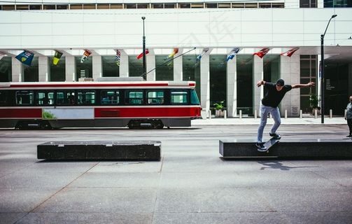 滑板休闲运动炫酷图片