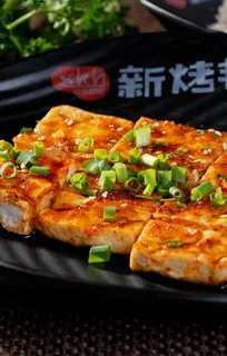 香煎铁板豆腐图片 香煎铁板豆腐图片