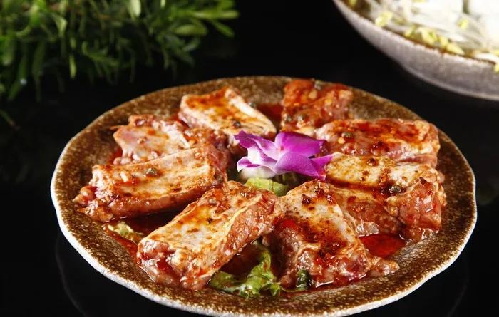 麻辣排骨图片