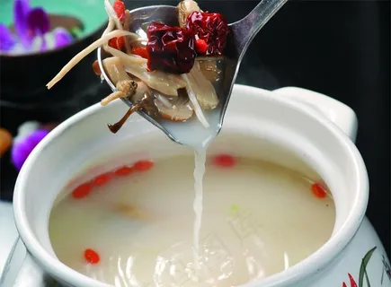 养生菌汤图片 养生菌汤图片