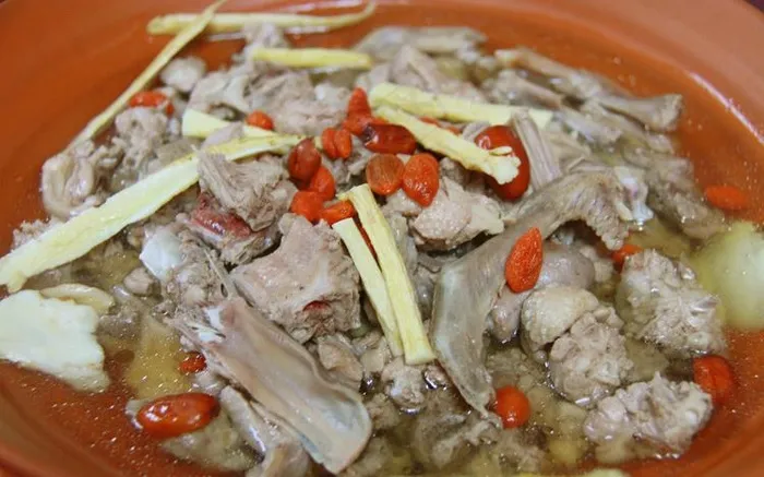 药膳高滩青头鸭图片