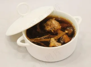 茶树菇老鸭汤图片